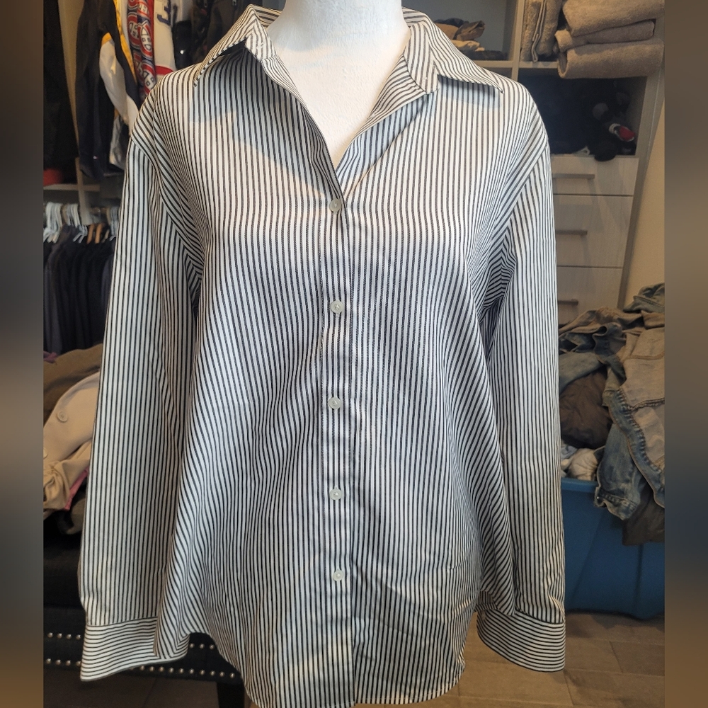 Jones New York Women's Black/White Striped Blouse